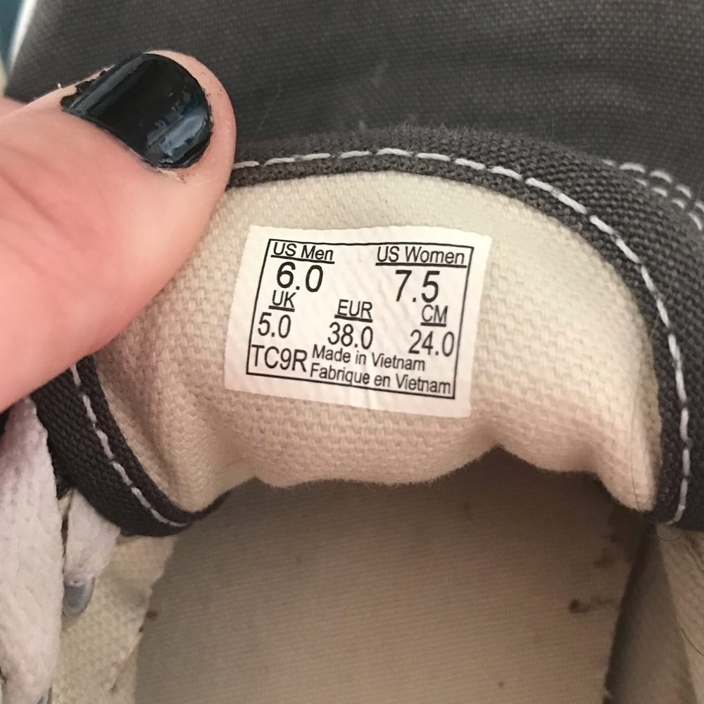 Gray Vans Authentic - image 3